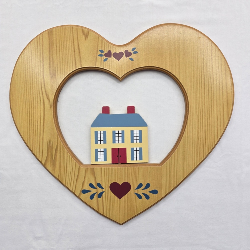Vintage Heart Shaped Wood Wall Plaque Country Cottagecore Grannycore Decor